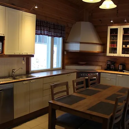 Marjakartano Hussola Karttula