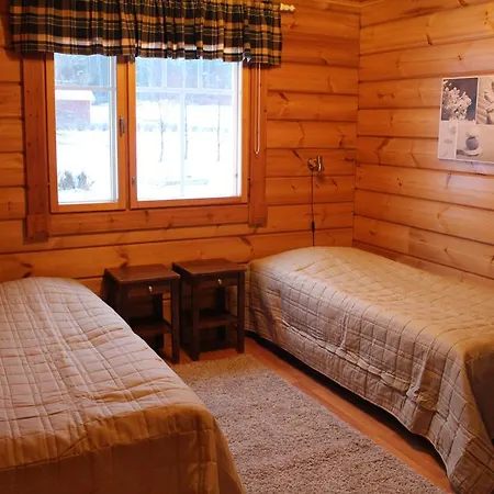 펜션 Marjakartano Hussola Karttula