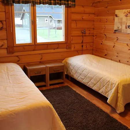 펜션 Marjakartano Hussola *