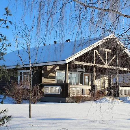 펜션 Marjakartano Hussola Karttula