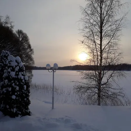 펜션 Marjakartano Hussola *