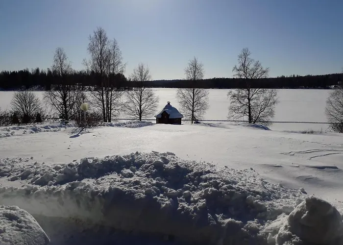 Marjakartano Hussola * Karttula